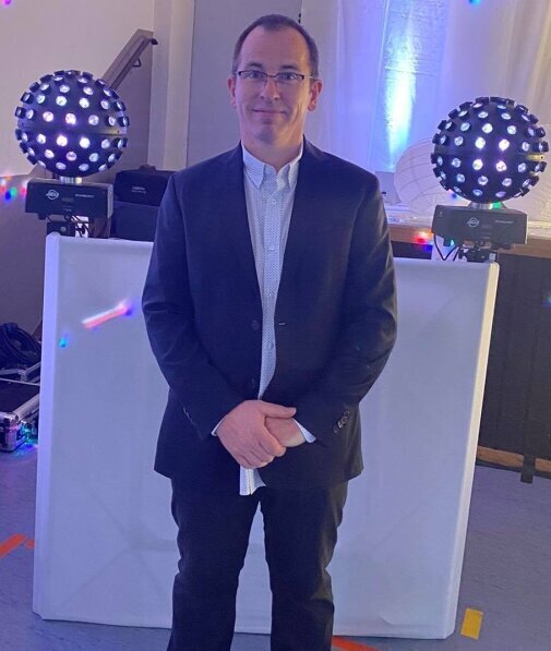 Hochzeits Dj mit Effektvoller Llichttechnik